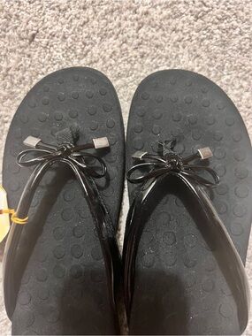 orthaheel Black Bow Flip Flop Sandals